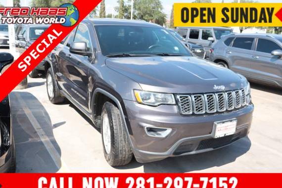 JEEP GRAND CHEROKEE 2017 1C4RJEAG8HC756909 image